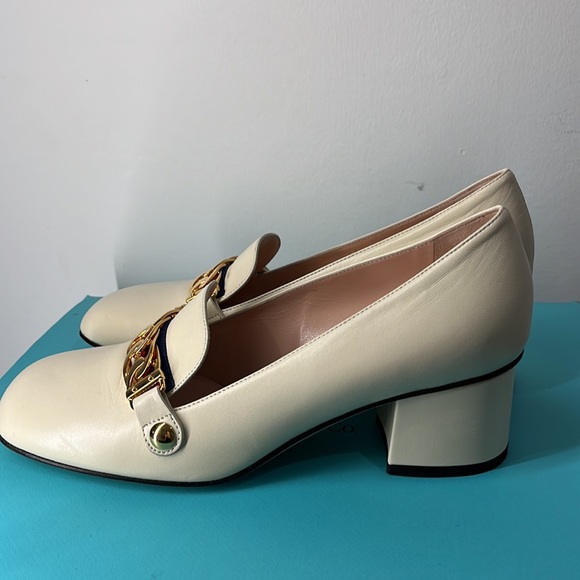 comfortable shoes - Picture 2 of 4